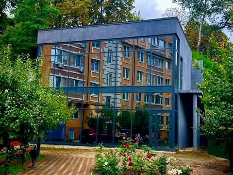 коммерческая по адресу Тетерівська ул. (Іртишська), 18