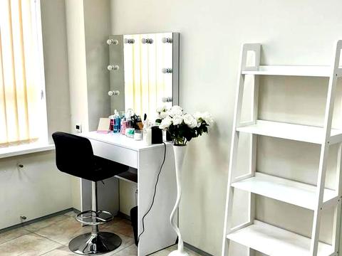 комерційна за адресою Федора Ернста вул., 16-Б