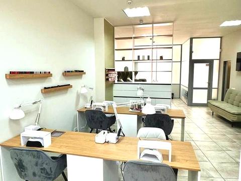 комерційна за адресою Федора Ернста вул., 16-Б