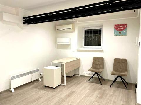 комерційна за адресою Саксаганського вул., 45