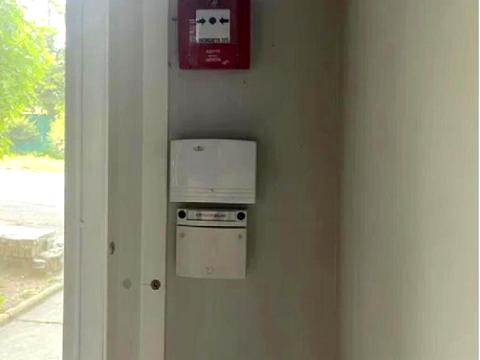 комерційна за адресою Науки просп., 42/1 к10