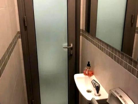 комерційна за адресою Науки просп., 42/1 к10