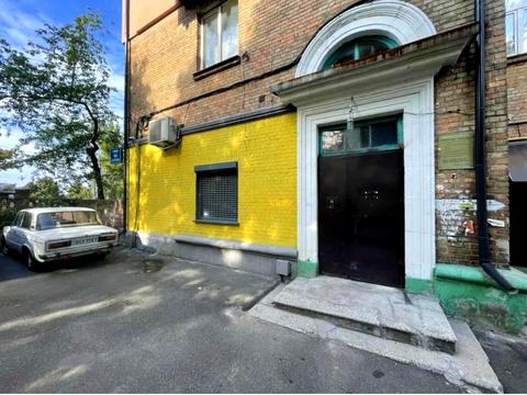 комерційна за адресою Науки просп., 42/1 к10