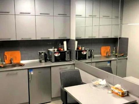 комерційна за адресою Науки просп., 42/1 к10