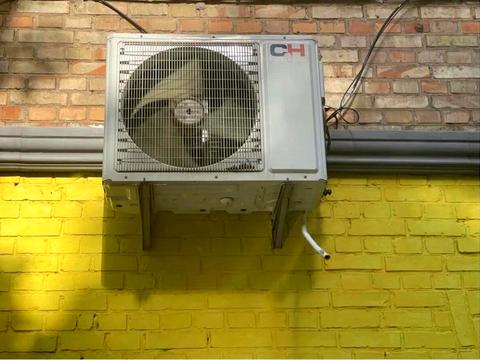 комерційна за адресою Науки просп., 42/1 к10