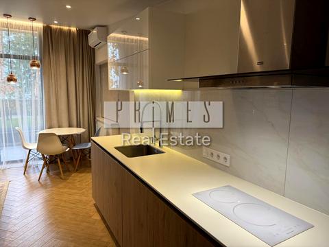 будинок за адресою Першотравнева вул., 12