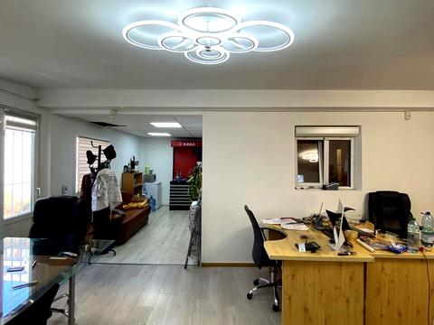 комерційна за адресою Оболонський просп., 36