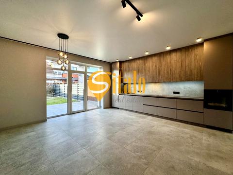 будинок за адресою Центральна