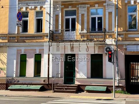 комерційна за адресою Мала Житомирська вул., 18