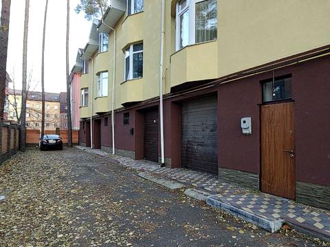 будинок за адресою Рильського вул., 7-В