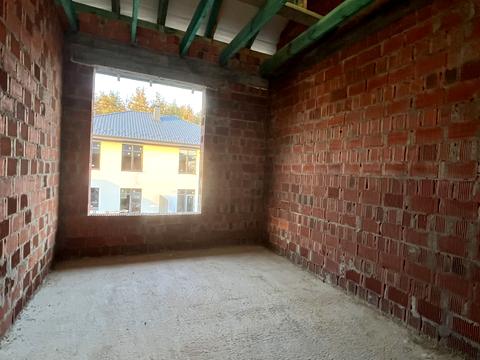 дом по адресу Комарова ул.