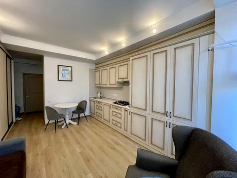 квартира за адресою Дмитра Луценка вул. (Крейсера "Аврора"), 10