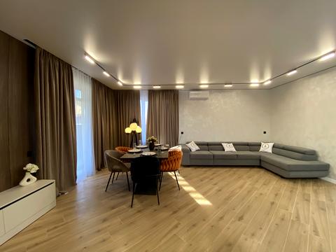 будинок за адресою Леонтовича вул.