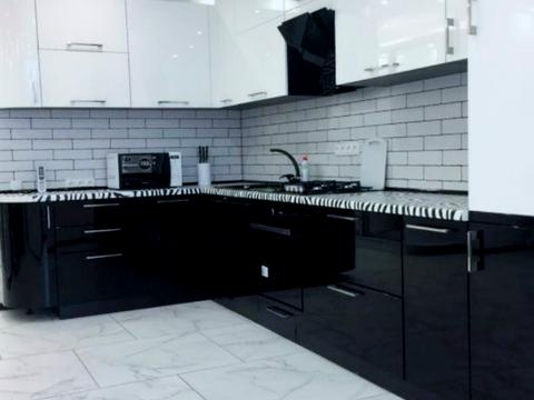 квартира по адресу Левка Лукʼяненка ул. (Василия Жуковского), 16, 18, 20, 24