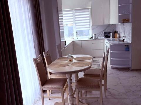 будинок за адресою Центральна