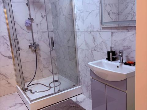 будинок за адресою Центральна