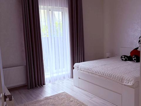 будинок за адресою Центральна