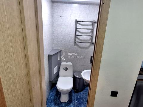 комерційна за адресою Академіка Богомольця вул., 5