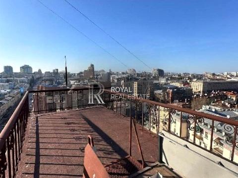 комерційна за адресою Хрещатик вул. (Kreschatic), 25