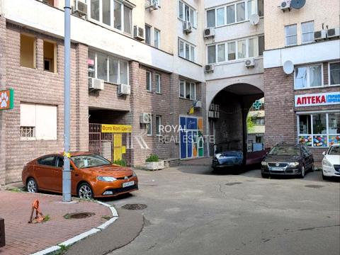 комерційна за адресою Левка Лук'яненка вул. (Маршала Тимошенка), 29