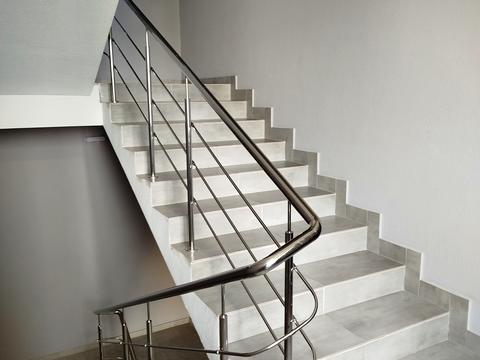 квартира за адресою Домбровського вул., 75