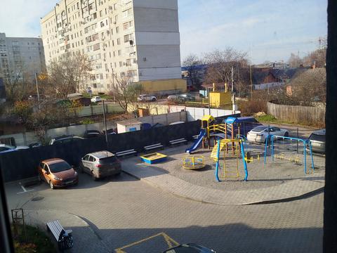 квартира за адресою Домбровського вул., 75