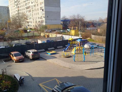 квартира за адресою Домбровського вул., 75