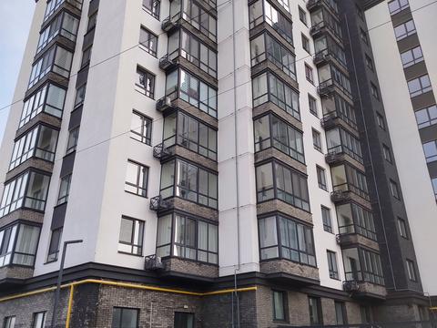 квартира за адресою Домбровського вул., 75