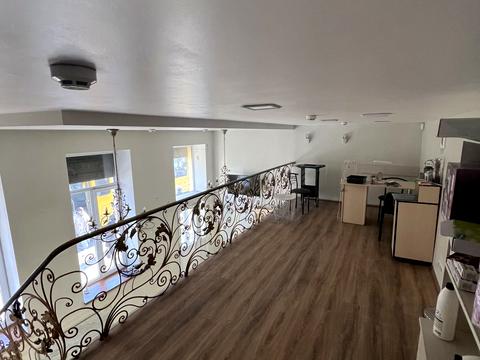 комерційна за адресою Замарстинівська вул. (Калініна), 15