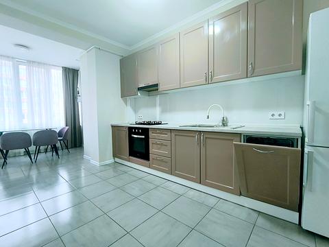 квартира за адресою Академіка Амосова вул., 63