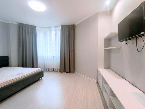 квартира за адресою Академіка Амосова вул., 63