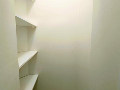 квартира за адресою Академіка Амосова вул., 63