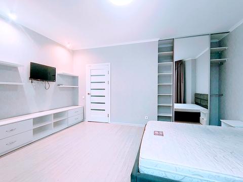 квартира за адресою Академіка Амосова вул., 63