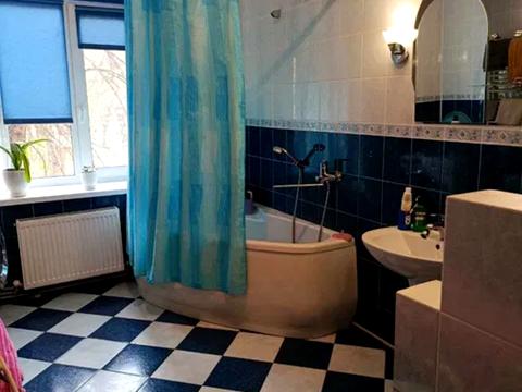 квартира за адресою Молодіжна вул., 27