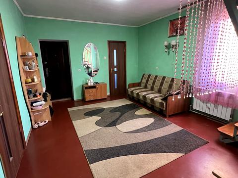 будинок за адресою Квітнева вул.