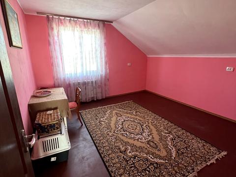 будинок за адресою Квітнева вул.