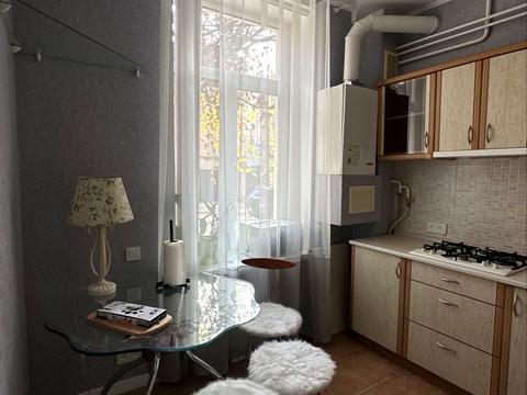 квартира по адресу Веры Холодной пл., 3