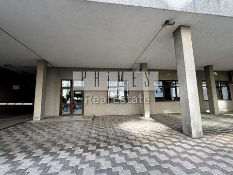 коммерческая по адресу Андрея Верхогляда ул. (Михайла Драгомирова), 16