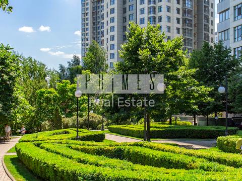 комерційна за адресою Андрія Верхогляда вул. (Михайла Драгомирова), 20-А