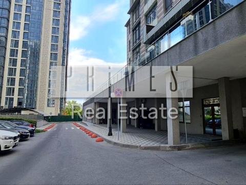 комерційна за адресою Андрія Верхогляда вул. (Михайла Драгомирова), 20-А