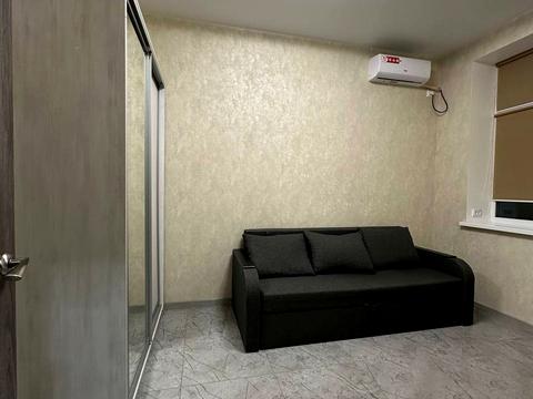 квартира за адресою Космонавтів вул., 7