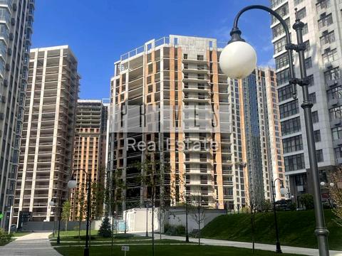 комерційна за адресою Андрія Верхогляда вул. (Михайла Драгомирова), 1-20А