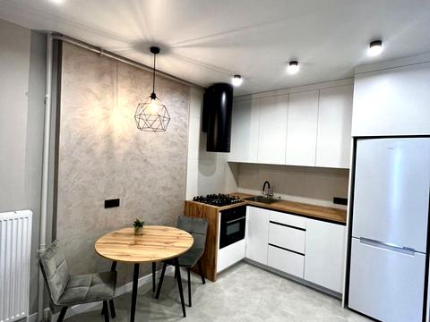 квартира по адресу Угорская ул., 12