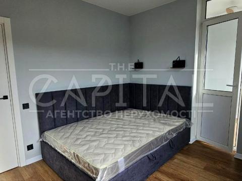 квартира за адресою Салютна вул., 26