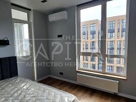 квартира за адресою Салютна вул., 26