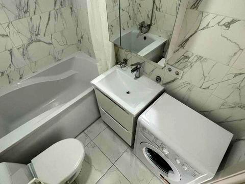 квартира по адресу Салютная ул., 2