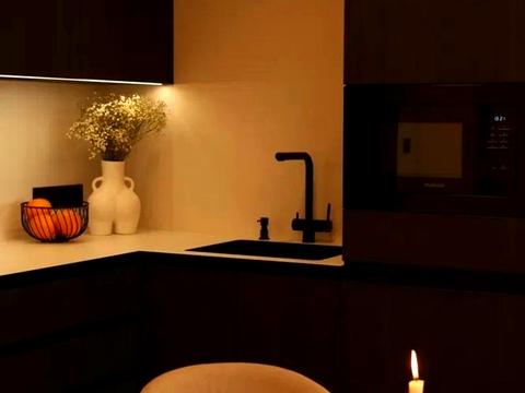 квартира по адресу Салютная ул., 2