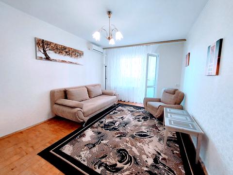 квартира за адресою Автозаводська вул., 81