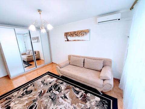 квартира за адресою Автозаводська вул., 81