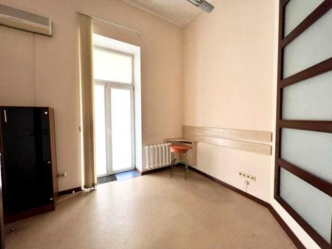 коммерческая по адресу Дмитрия Яворницкого просп. (Карла Маркса), 101-А